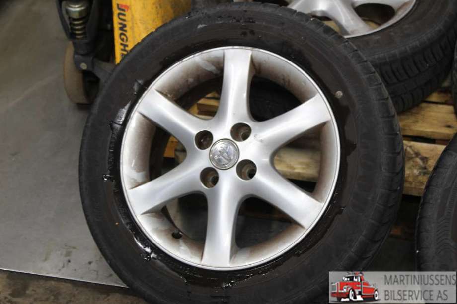 Felgsett aluminium til Toyota Corolla 2002-2007  (TOYOTA|4X100|6X15 ET 45|)