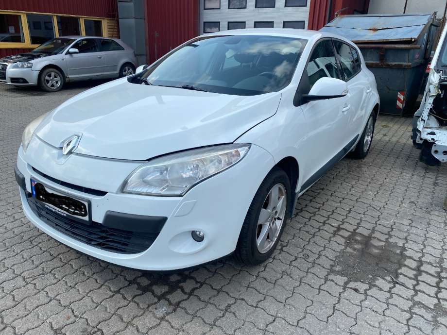 Speil venstre til Renault Megane 2009-2016 Type III  (RENAULT|)