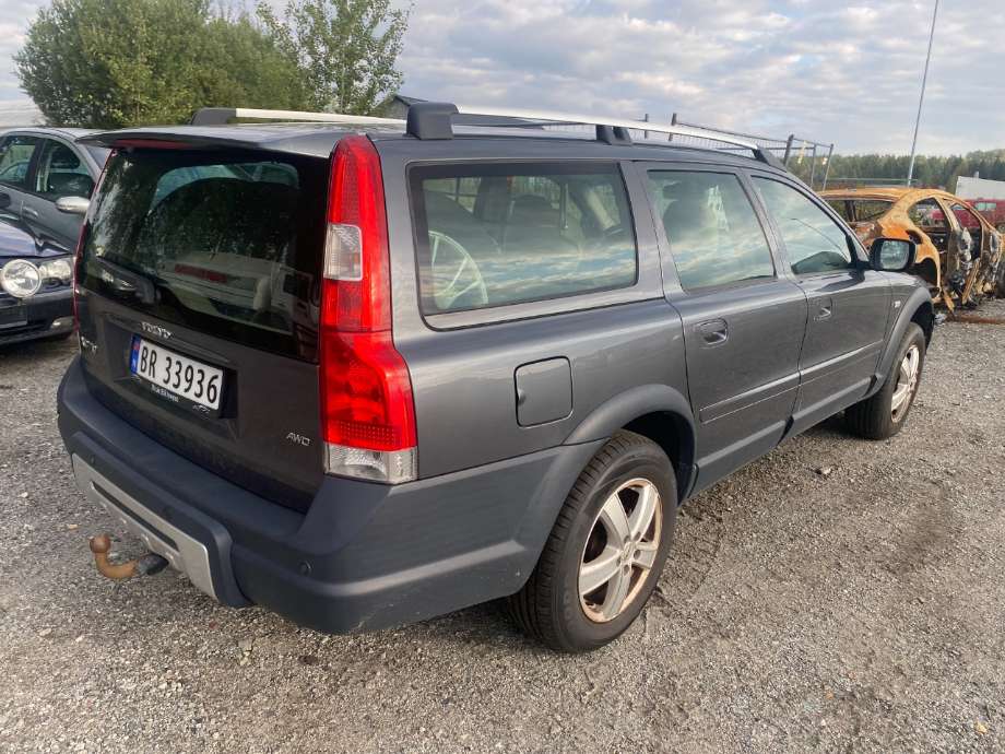Støtfanger bak til Volvo XC70, 2005-2007 (Type I, Fase 2)  (VOLVO*|)