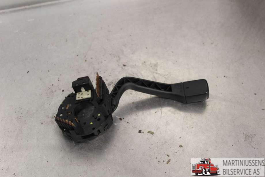 Bryter blink til VW Corrado, 1988-1995  (VOLKSWAGEN|)