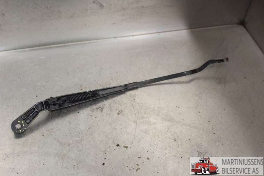 Viskerarmer frontrute til VW Corrado 1988-1995 (VOLKSWAGEN||535955409)