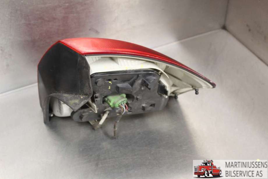 Baklykt venstre til Audi A4 2001-2004 (Type II) (B6) (B6) (AUDI||8E0 945 095 C)