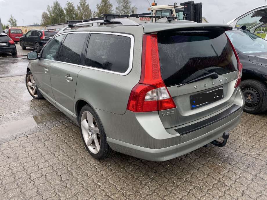 Støtfanger bak til Volvo V70 2007-2013 (Type III, Fase 1)  (VOLVO|)