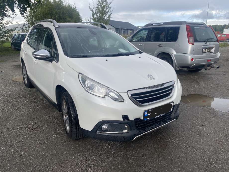 Støtfanger foran til Peugeot 2008, 2013-2019 (Type I)  (PEUGEOT|)