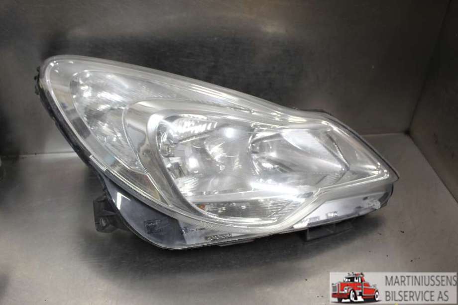 Frontlykt høyre halogen til Opel Corsa D, 2006-2014  (OPEL|)