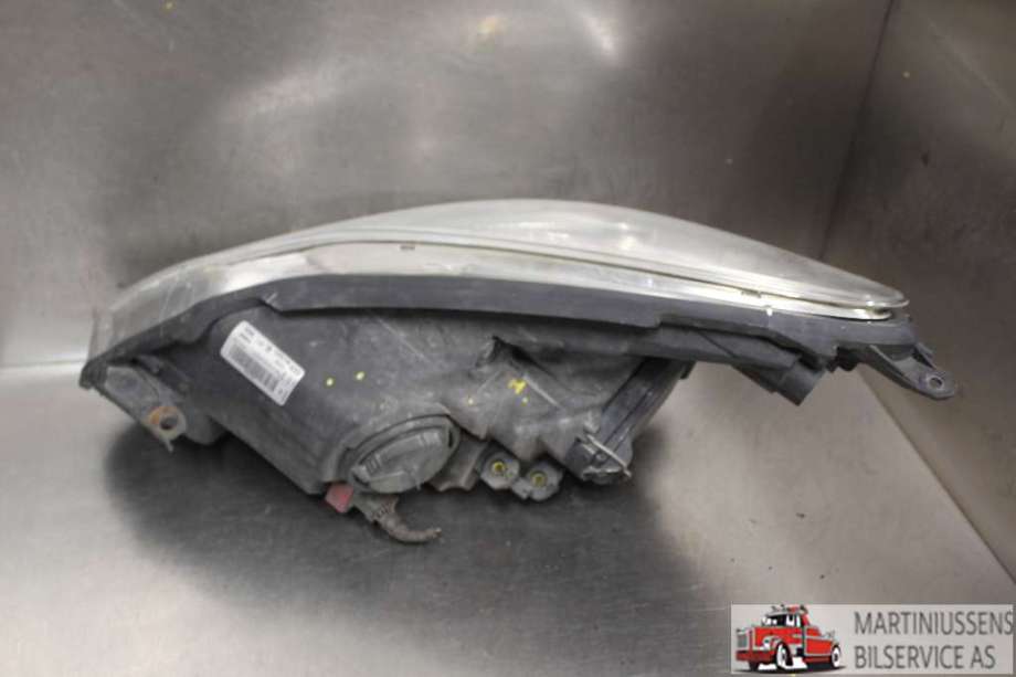 Frontlykt høyre halogen til Opel Corsa D 2006-2014  (OPEL||13392706)