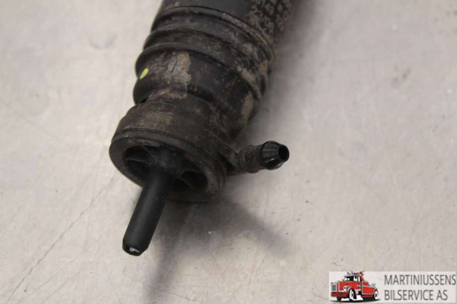 Spylerpumpe foran til VW Passat 2005-2010 (B6) (B6) (VOLKSWAGEN||1T0 955 651)