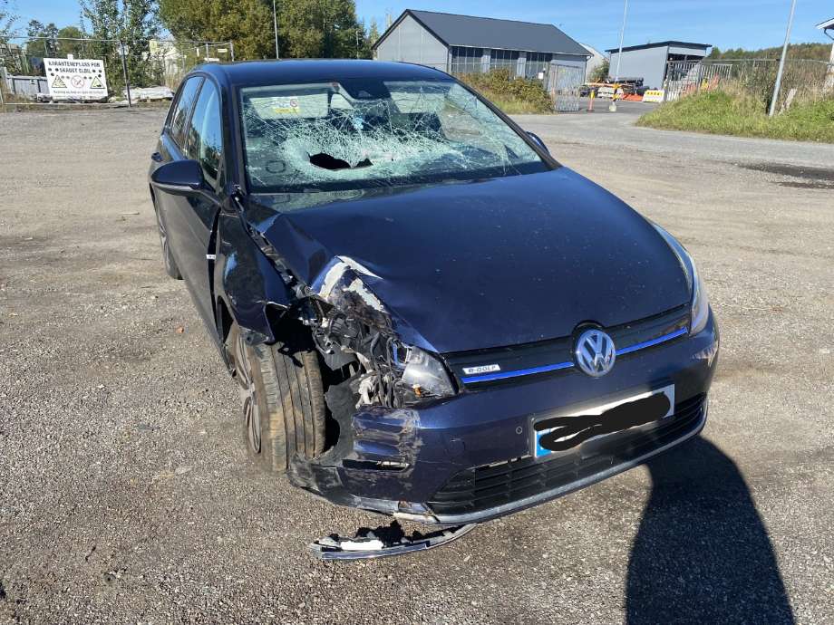 Grill til VW e-Golf 2014-2017 (Fase 1)  (VOLKSWAGEN|)