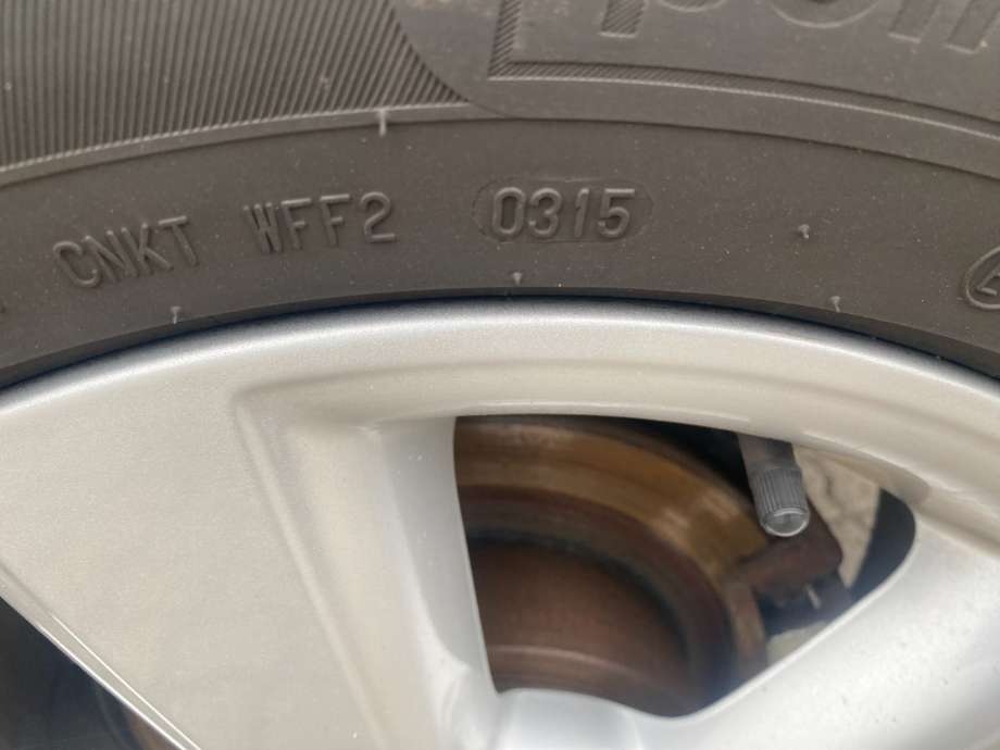 Bremsecaliper venstre bak til Nissan Qashqai, 2007-2010 (Type I, Fase 1)  (NISSAN|)