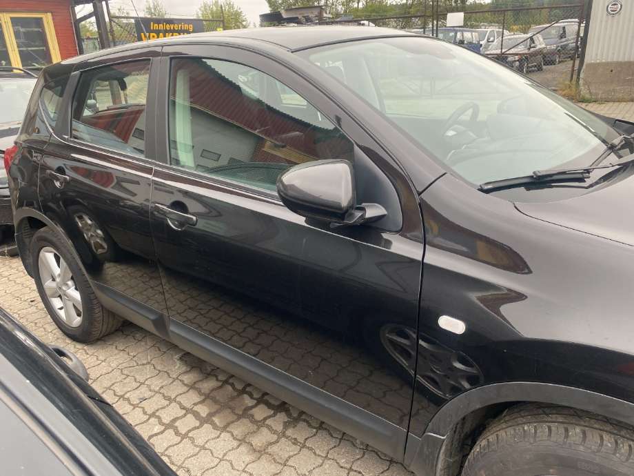 Dør høyre bak til Nissan Qashqai 2007-2010 (Type I, Fase 1)  (NISSAN|)