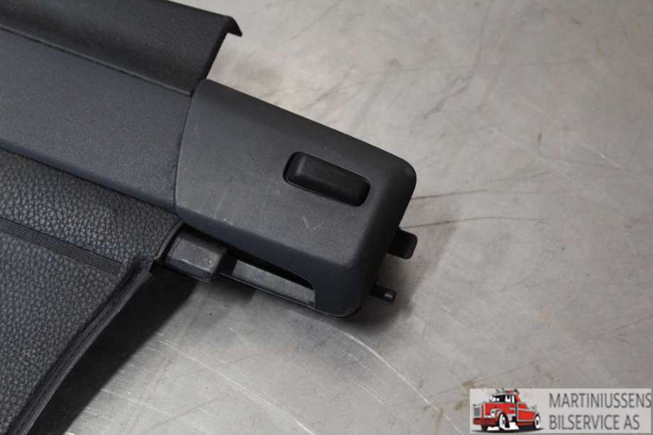 Bagasjerom rollon til VW Passat 2005-2010 (B6) (B6) (VOLKSWAGEN|)
