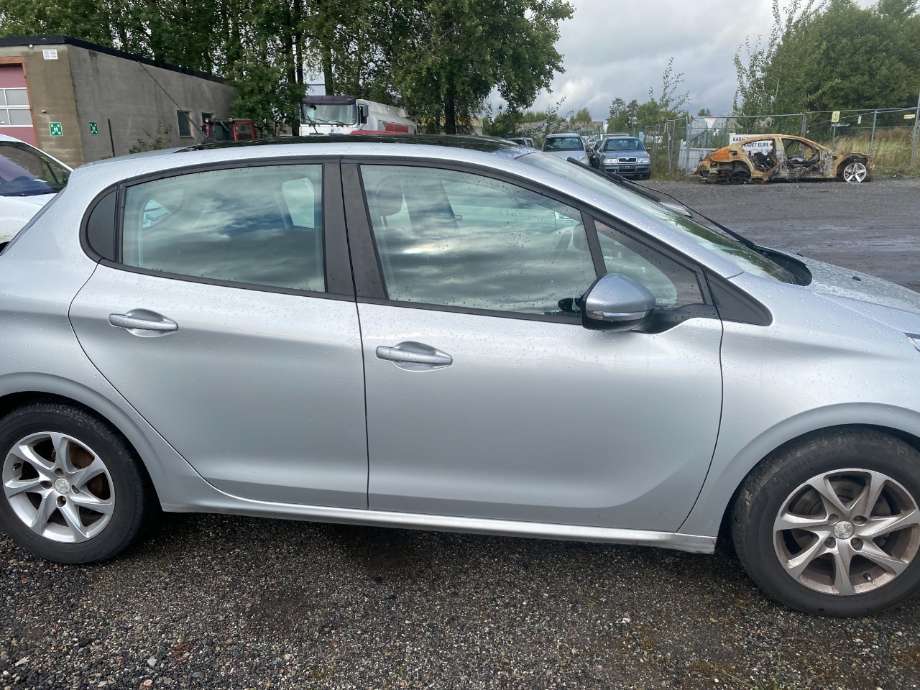 Speil høyre til Peugeot 208 2012-2019 (Type I)  (PEUGEOT|16 075 114 80|)