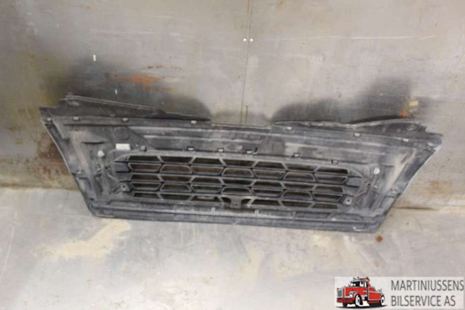 Grill til Iveco Daily 2011-2014 (Type V)  (3310||5801342734EZ)
