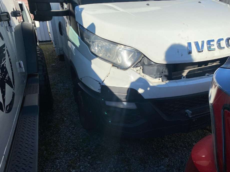 Frontlykt høyre halogen til Iveco Daily, 2014-->> (Type VI)  (IVECO|)