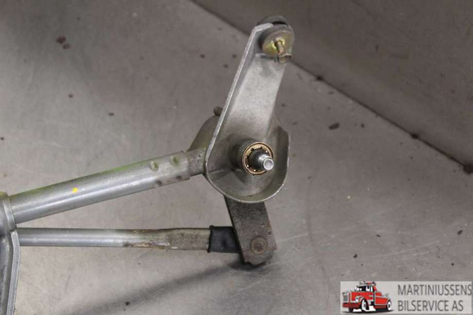Viskermotor frontrute til Toyota RAV4 2000-2006 (Type II)  (TOYOTA||85110-42130)