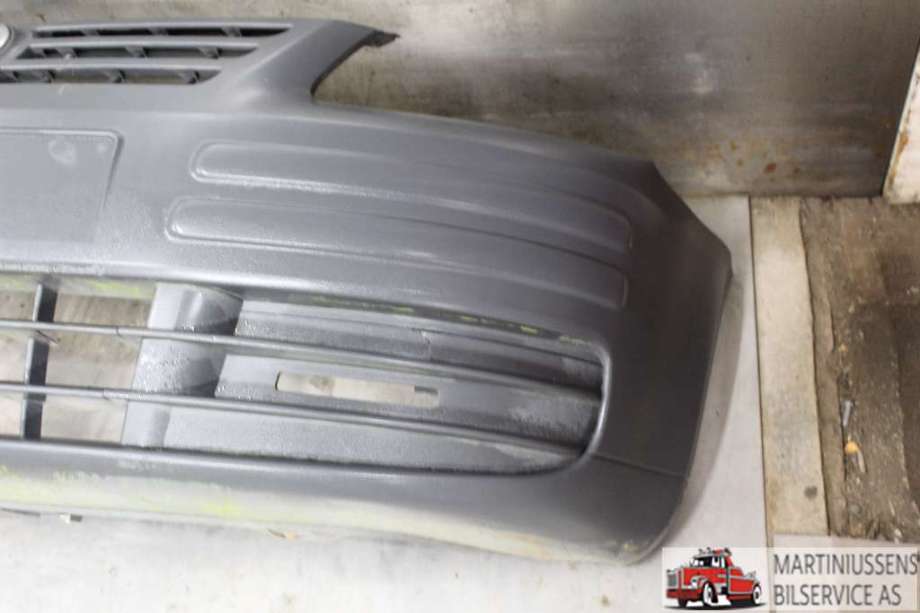 Støtfanger foran til VW Caddy 2004-2010 (Type III, Fase 1)  (VOLKSWAGEN|)