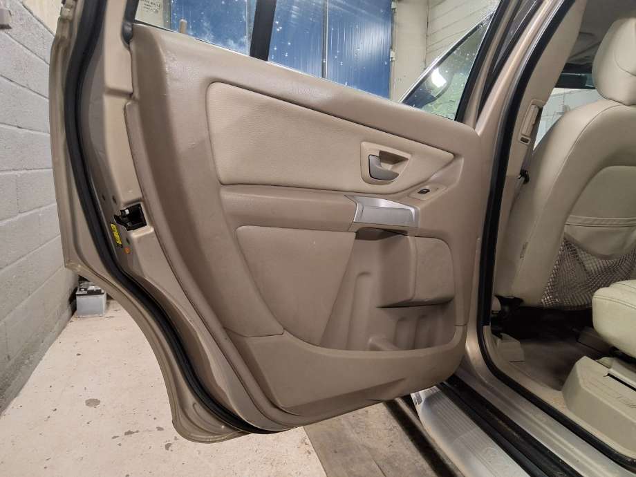 Dørtrekk venstre til Volvo XC90, 2002-2006 (Type I, Fase 1)  (VOLVO|)