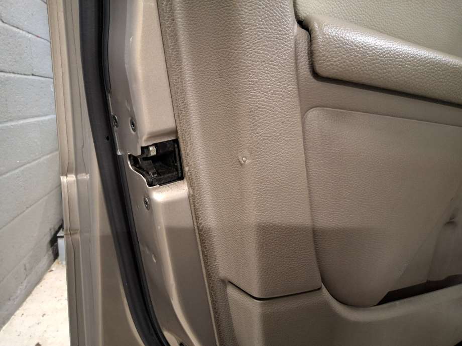 Dørtrekk venstre til Volvo XC90 2002-2006 (Type I, Fase 1)  (VOLVO|)