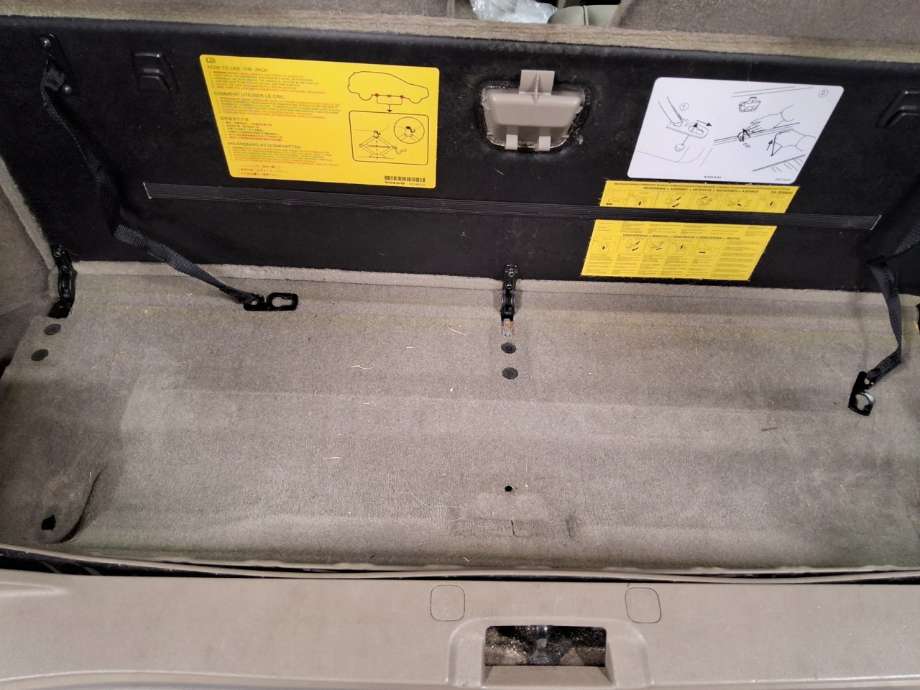 Bagasjerom teppe/gulvplate til Volvo XC90 2002-2006 (Type I, Fase 1)  (VOLVO|)