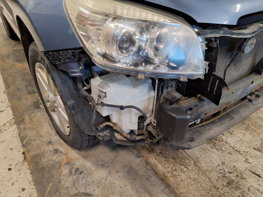 Spylertank til Toyota RAV4, 2006-2009 (Type III, Fase 1)  (TOYOTA|)