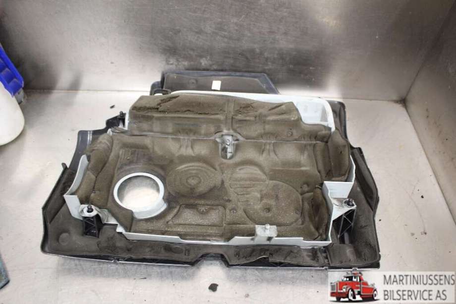 Motordeksel over motor til VW Touran 2007-2010 (Type I, Fase 2)  (VOLKSWAGEN|03G 103 967|)