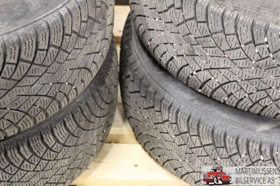 Dekk til Annet Dekk vinter piggfri 0-->>  (HAKKAPELIITTA R5|195/65R15 6MM|NOKIAN)