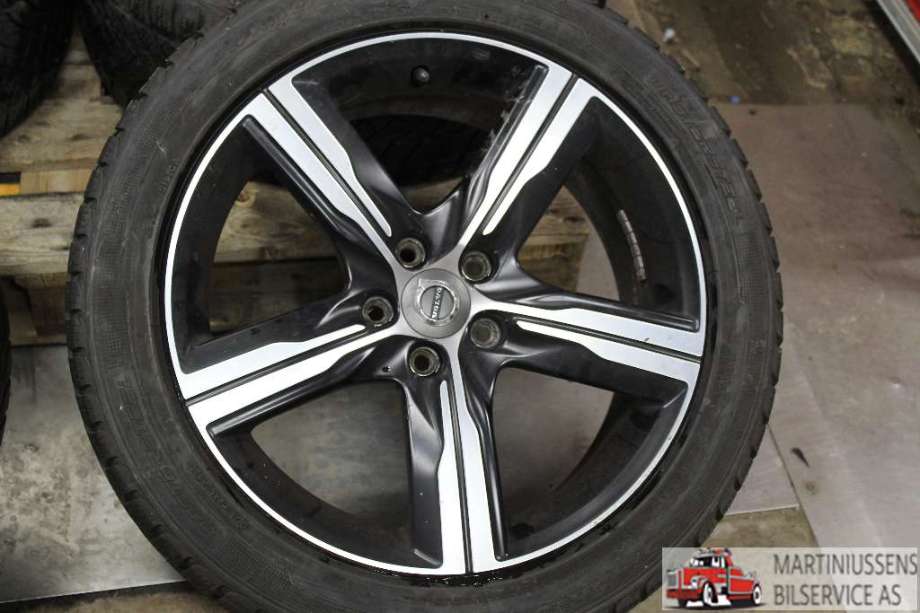 Felgsett aluminium til Volvo V90 / V90 CC / S90 2016-->>  (VOLVO||8X18 ET 42|31445302)
