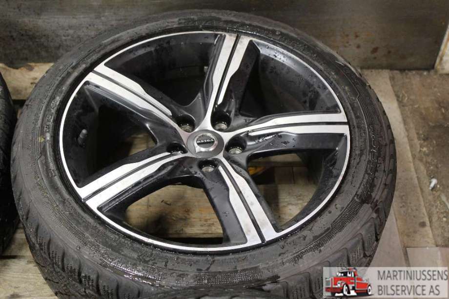 Felgsett aluminium til Volvo V90 / V90 CC / S90 2016-->>  (VOLVO||8X18 ET 42|31445302)