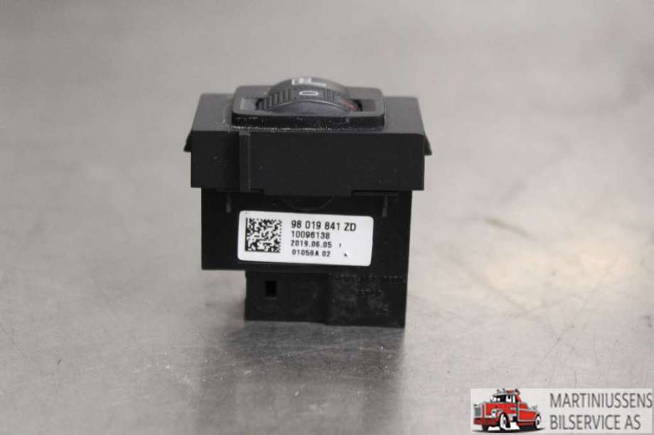Bryter setevarme til Peugeot Expert 2016-->> (Type III)  (PEUGEOT||98 019 841 ZD)