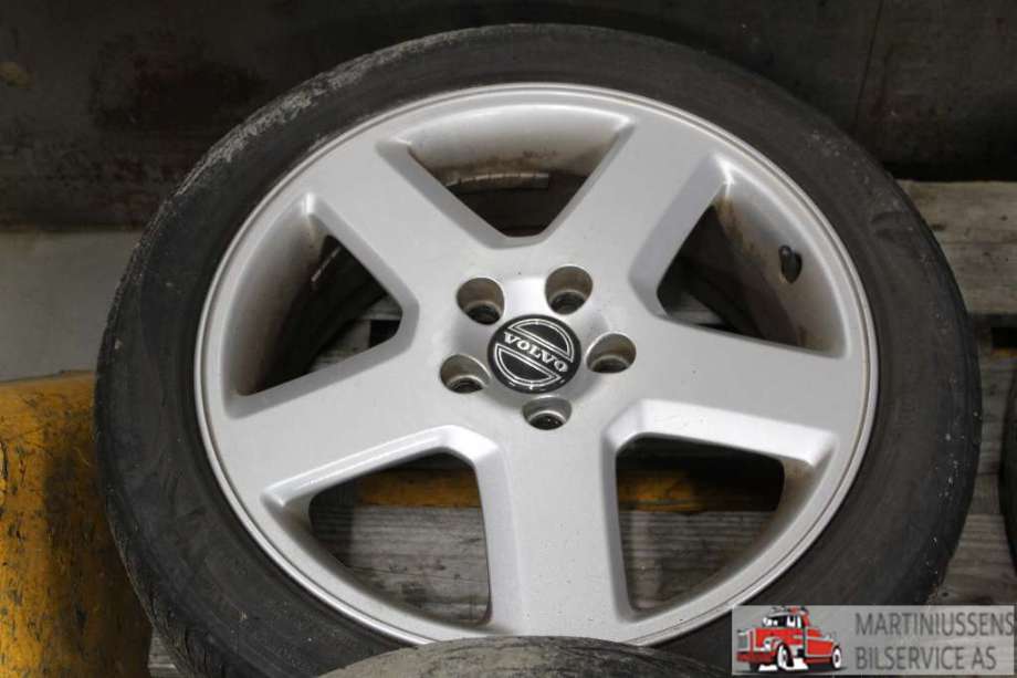Felgsett aluminium til Volvo V50 2004-2007 (Fase 1)  (VOLVO|5X108|17"|)