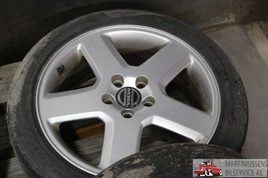 Felgsett aluminium til Volvo V50 2004-2007 (Fase 1)  (VOLVO|5X108|17"|)