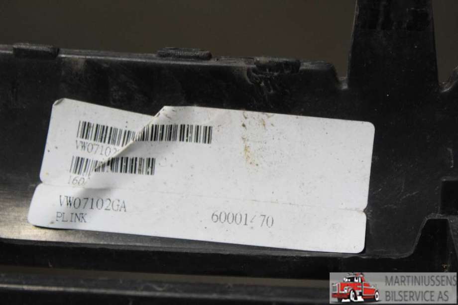 Grill til VW Touran 2010-2015 (Type I, Fase 3)  (VOLKSWAGEN||VW07102GA)