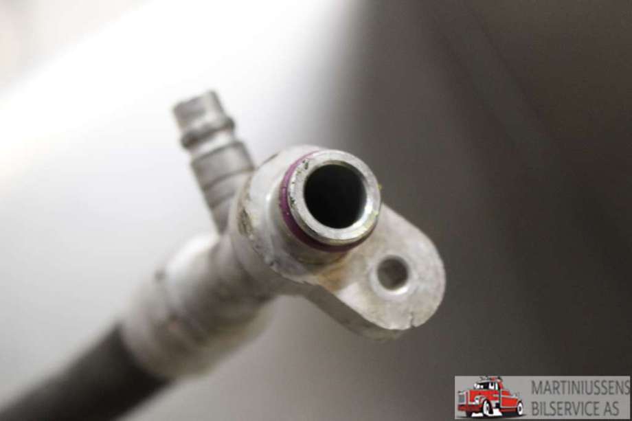 Aircondition rør til Mercedes E-Klasse 2009-2013 (Fase 1) (W212) (W212) (MERCEDES||A 212 830 60 15)