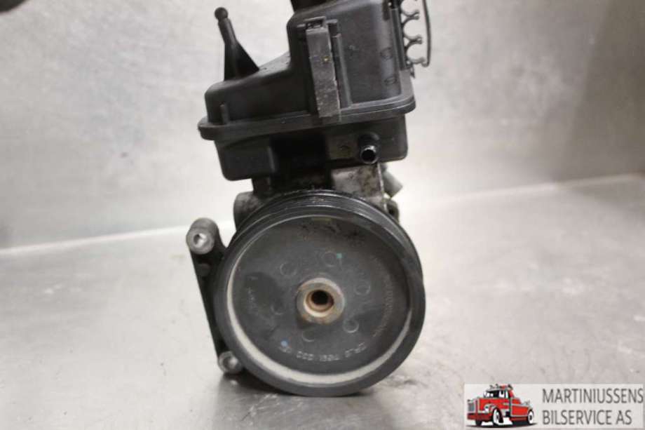 Servo pumpe mekanisk til Mercedes E-Klasse 2009-2013 (Fase 1) (W212) (W212) (MERCEDES||A 006 466 74 01)