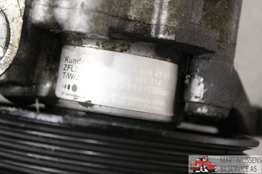 Servo pumpe mekanisk til Mercedes E-Klasse 2009-2013 (Fase 1) (W212) (W212) (MERCEDES||A 006 466 74 01)