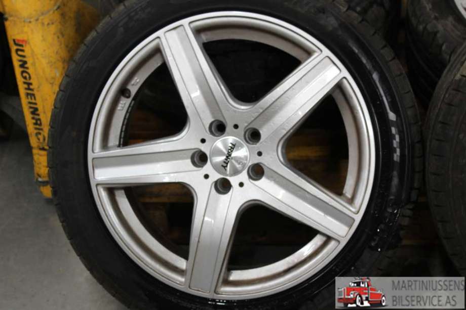 Felgsett aluminium til Toyota Avensis 2003-2008 (Type II)  (TOYOTA|7X17 ET38|17"|)