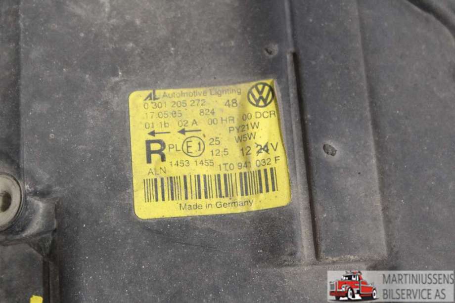 Frontlykt høyre xenon til VW Touran 2003-2006 (Type I, Fase 1)  (VOLKSWAGEN||0 301 205 272)