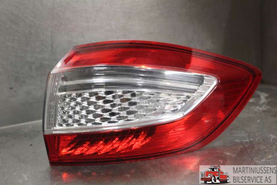 Baklykt høyre til Ford Mondeo, 2011-2014 (Type IV, Fase 2)  (FORD|)