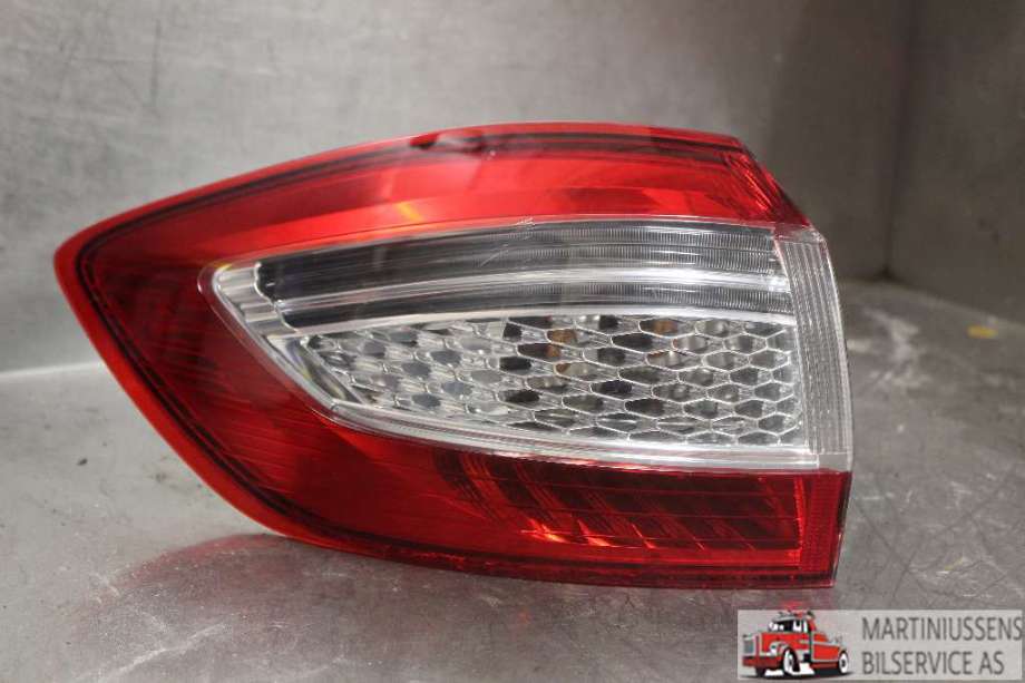 Baklykt venstre til Ford Mondeo, 2011-2014 (Type IV, Fase 2)  (FORD|)