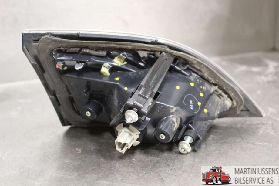 Baklykt høyre indre til Mazda 6 2010-2013 (Type II, Fase 2)  (MAZDA||GS2A-513F0)