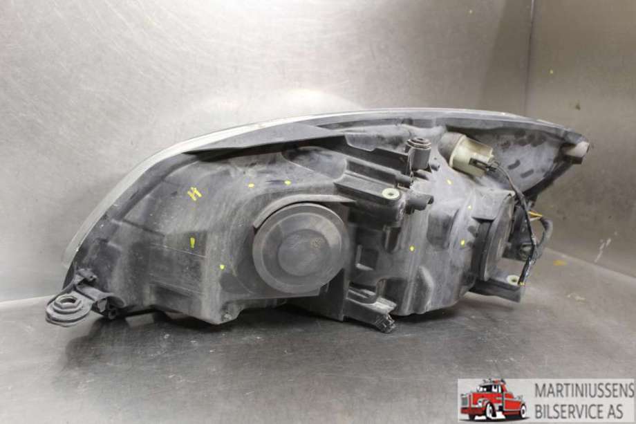 Frontlykt høyre halogen til Škoda Fabia 2010-2014 (Type II, Fase 2)  (SKODA|)