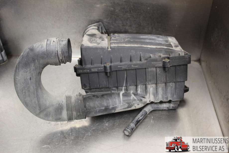 Luftfilterboks til VW Caddy 2004-2010 (Type III, Fase 1)  (VOLKSWAGEN|3C0 129 607 AR|)