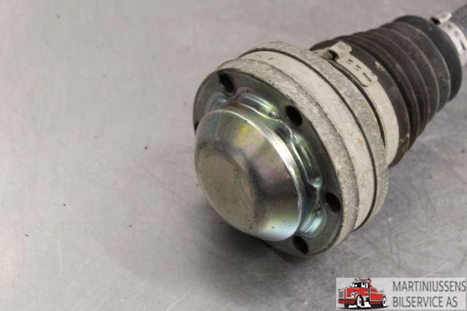 Drivaksel venstre foran til VW Caddy 2004-2010 (Type III, Fase 1)  (VOLKSWAGEN|)