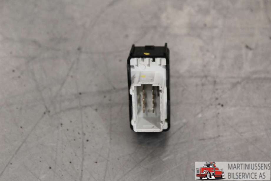 Bryter ruteheis til Peugeot 208 2012-2019 (Type I)  (PEUGEOT||96751118ZD 02)