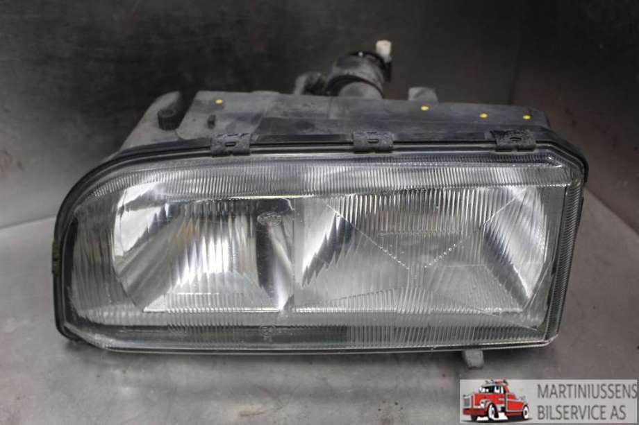Frontlykt venstre halogen til Volvo 850, 1991-1997 (VOLVO|)