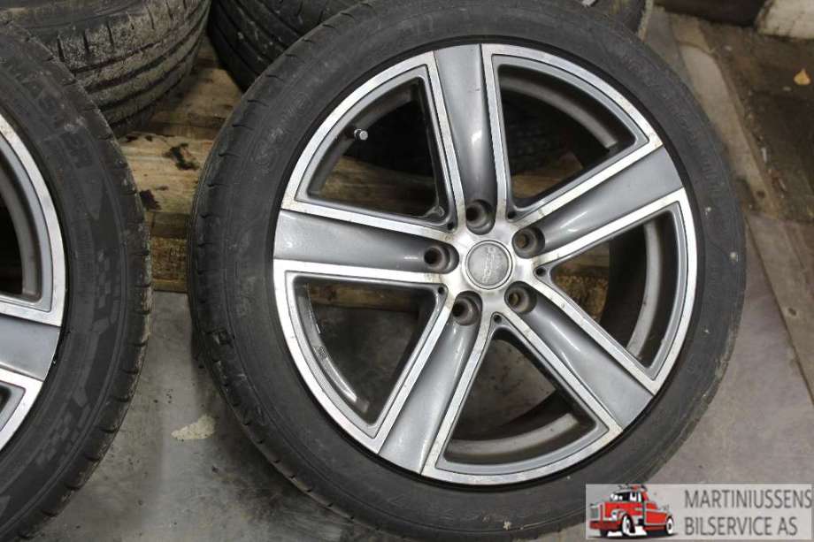 Felgsett aluminium til Audi A4 2004-2008 (Type III) (B7) (B7) (AUDI|5X112|5X17 ET 45;7|)