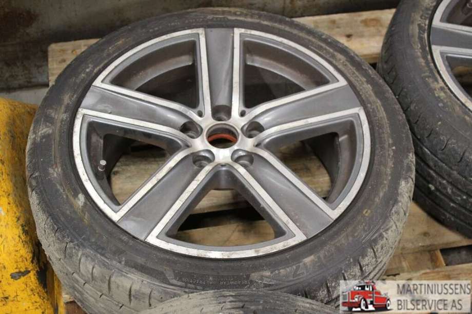 Felgsett aluminium til Audi A4 2004-2008 (Type III) (B7) (B7) (AUDI|5X112|5X17 ET 45;7|)