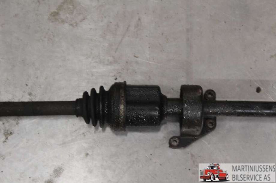 Drivaksel høyre foran til Mini One/Cooper 2001-2007 (R50-53) (R50-53) (MINI|31 60 7 576 094|)