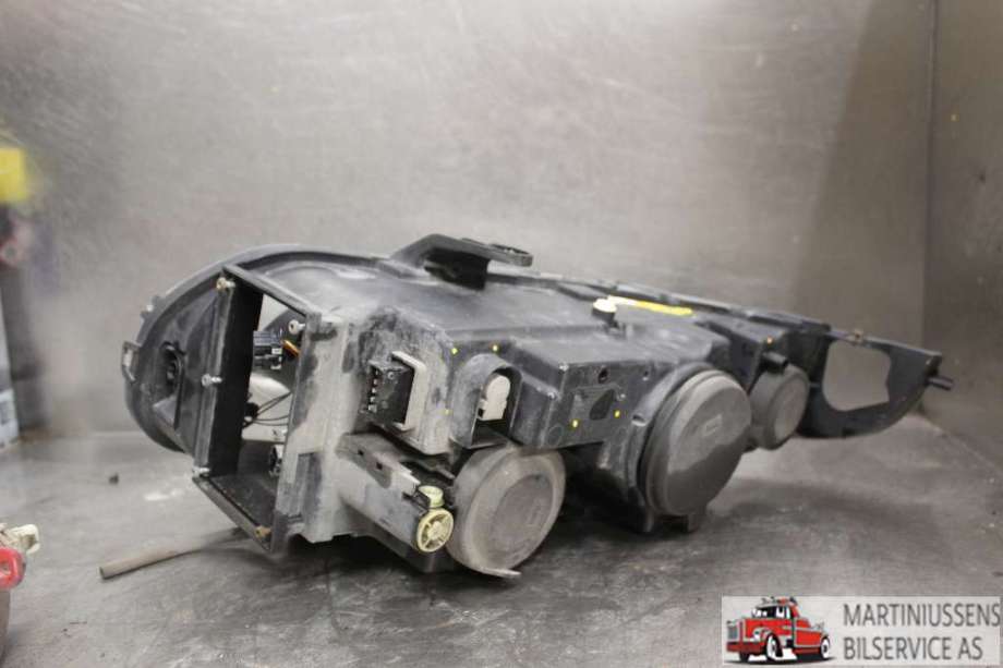 Frontlykt høyre xenon til Saab 9-5 2006-2010 (Type I, Fase 3)  (SAAB||89101417-006-DX)