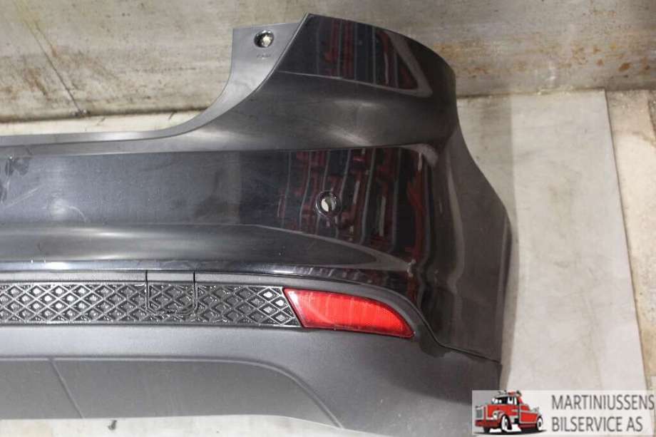 Støtfanger bak til Ford Focus 2011-2014 (Type III, Fase 1)  (FORD|)